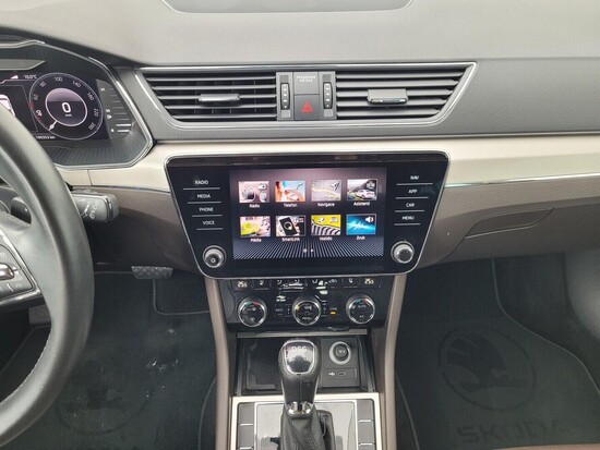 ŠKODA SUPERB L&K 2.0 TDI 147 kW automat, DPH_5
