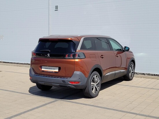 PEUGEOT 5008 Allure 1.2 PureTech  96 kW manuál_3
