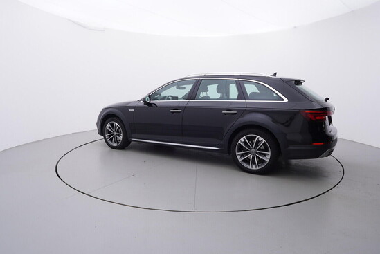 AUDI A4 ALLROAD QUATTRO  2.0  140 kW automat_2
