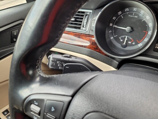ŠKODA SUPERB Elegance 2.0 TDI 103 kW automat_5