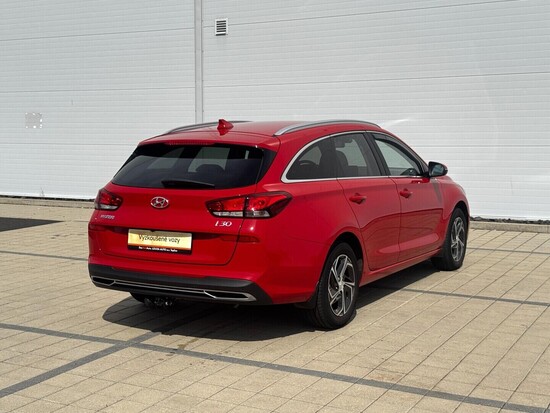HYUNDAI I30 Smart 1.5  80 kW manuál_3