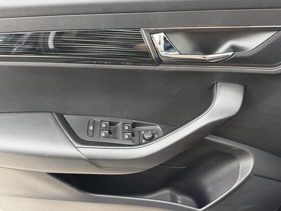 ŠKODA KAROQ Style 1.6 TDI 85 kW automat_5