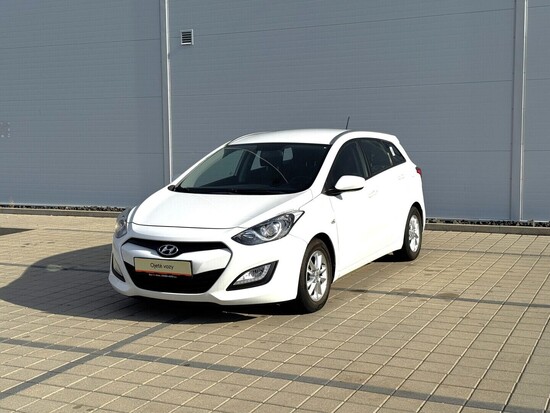 HYUNDAI I30 Trikolor 1.6 GDi 88 kW manuál_1