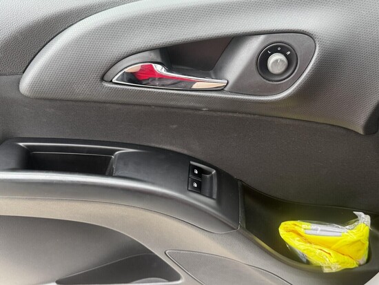 OPEL MERIVA  1.4 ECOTEC 88 kW manuál_5
