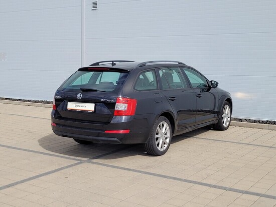 ŠKODA OCTAVIA Elegance 1.6 TDI 77 kW manuál_3