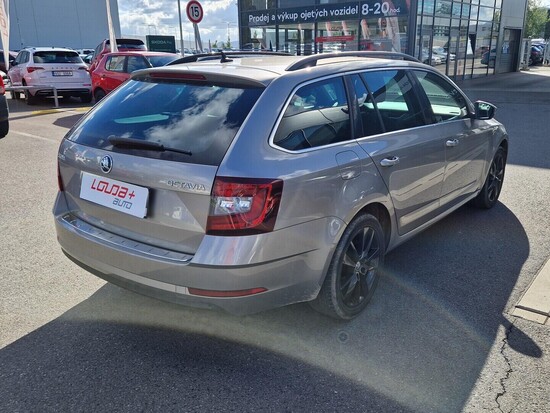 ŠKODA OCTAVIA Style Plus 1.5 TSI 110 kW automat_2