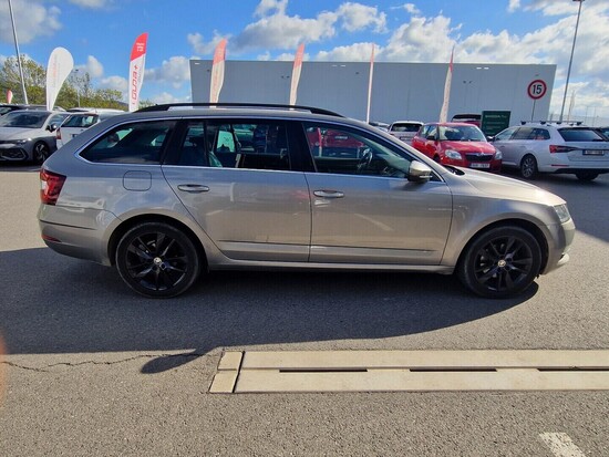 ŠKODA OCTAVIA Style Plus 1.5 TSI 110 kW automat_3