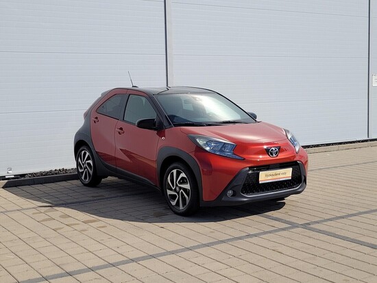 TOYOTA AYGO X Style 1.0  53 kW automat, DPH_2