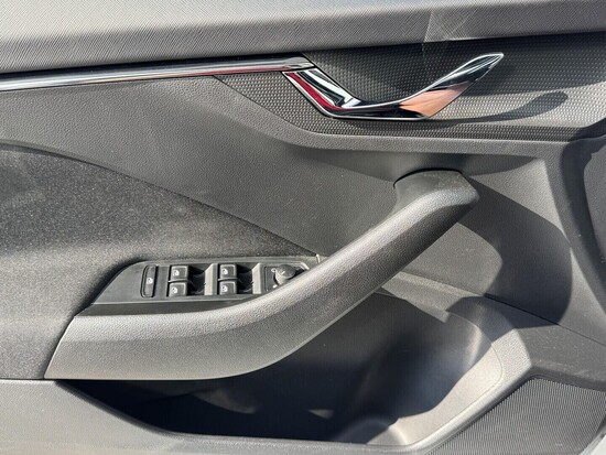 ŠKODA SCALA Monte Carlo 1.5 TSI 110 kW automat, DPH_5