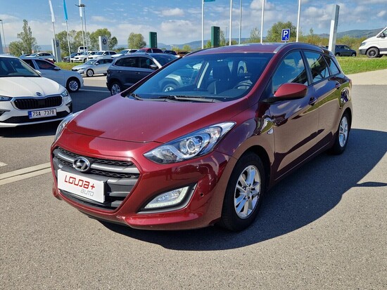 HYUNDAI I30 Trikolor 1.6 CVVT 88 kW manuál_1