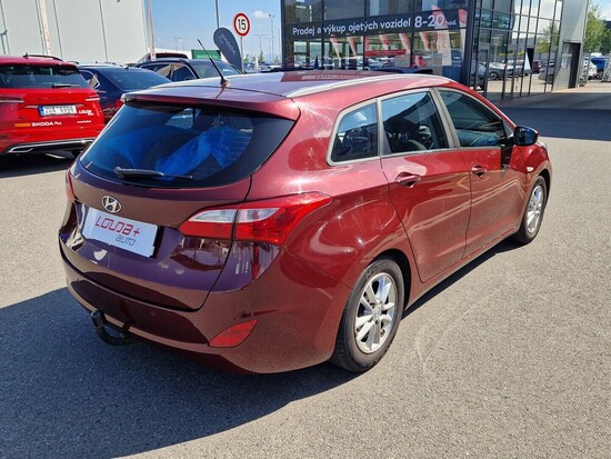 HYUNDAI I30 Trikolor 1.6 CVVT 88 kW manuál_2