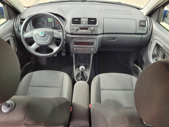 ŠKODA ROOMSTER Style 1.6 TDI 66 kW manuál_4