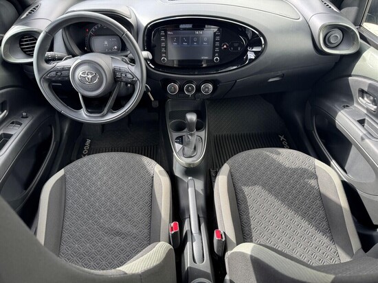 TOYOTA AYGO X Style 1.0  53 kW automat, DPH_4