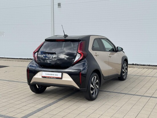 TOYOTA AYGO X Style 1.0  53 kW automat, DPH_3