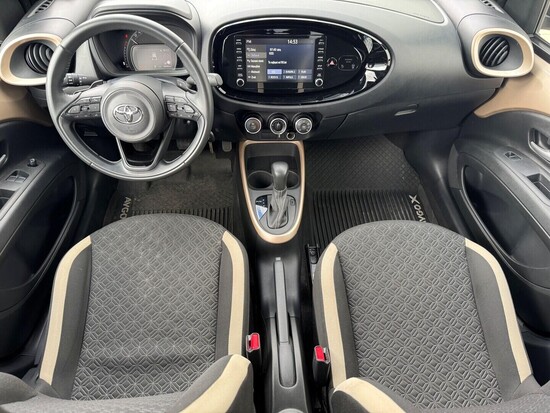 TOYOTA AYGO X Style 1.0  53 kW automat, DPH_4