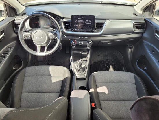 KIA STONIC  1.2 DPI 62 kW manuál_4