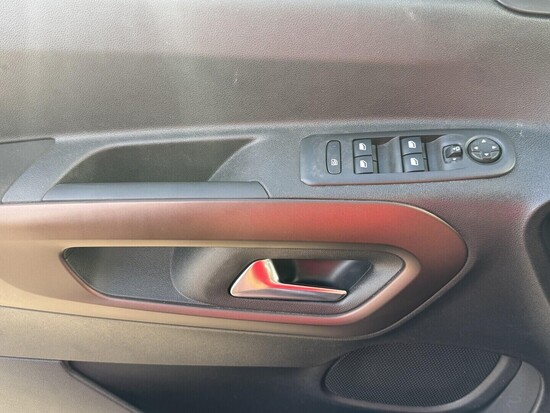 PEUGEOT RIFTER GT-line 1.5 BlueHDI 96 kW manuál_5
