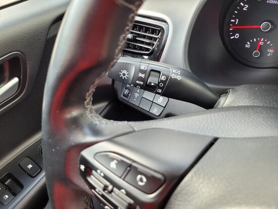 KIA STONIC 1.4 CVVT 73 kW manuál_5