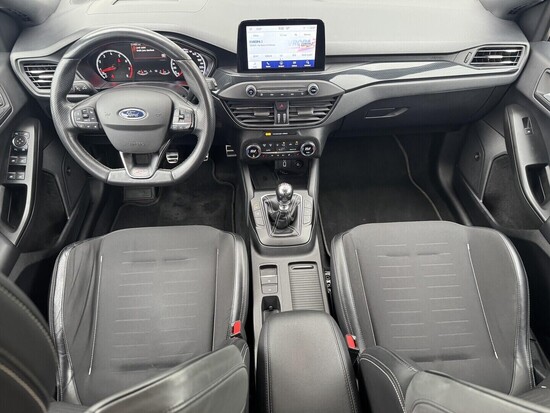 FORD FOCUS ST 2.3 EcoBoost 206 kW manuál_4