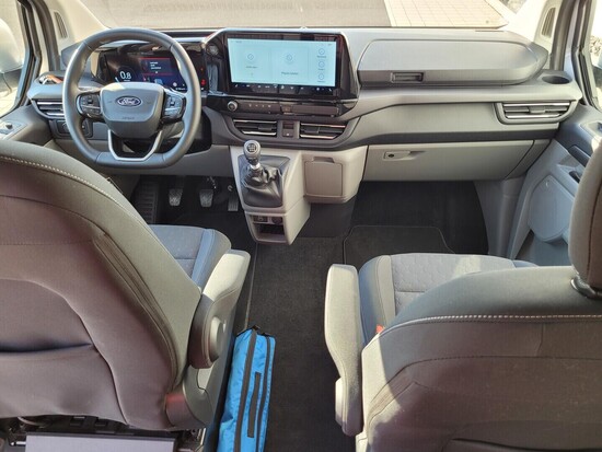 FORD TOURNEO CUSTOM TITANIUM 2.0 EcoBlue 110 kW manuál, DPH_4