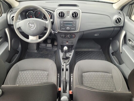 DACIA SANDERO  1.1 1.2 16 V 54 kW manuál_4