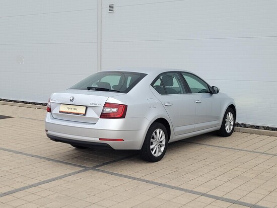 ŠKODA OCTAVIA Style 1.6 TDI 85 kW automat_3