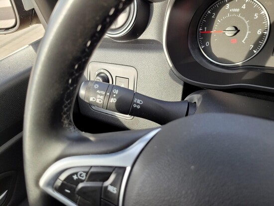 DACIA DUSTER  1.5 DCI 85 kW manuál_5