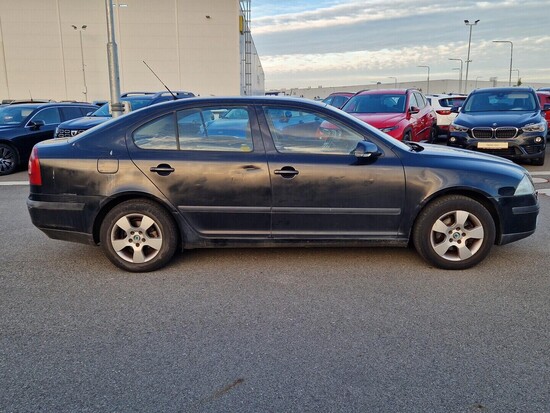 ŠKODA OCTAVIA Ambiente 1.9 TDI 77 kW manuál_3