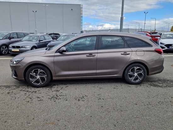 HYUNDAI I30 Family Comfort 1.5 DPI 81 kW manuál_3