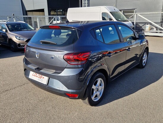 DACIA SANDERO 1.0 TCe 67 kW manuál_2