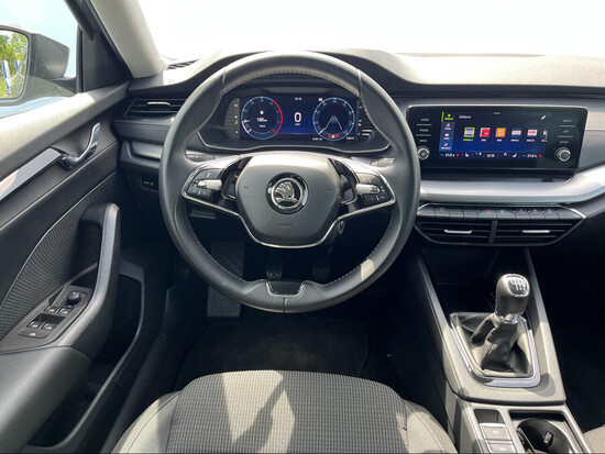 ŠKODA OCTAVIA Ambition Plus 2.0 TDI 85 kW manuál_5