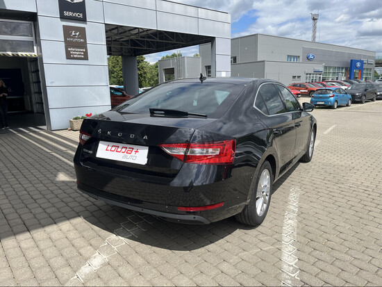 ŠKODA SUPERB Style 1.5 TSI 110 kW automat_2