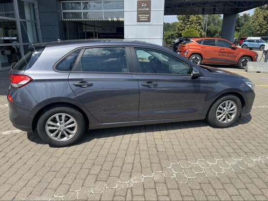 HYUNDAI I30 Trikolor Comfort  1.0 T-GDI 88 kW manuál_3