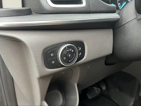 FORD TOURNEO CUSTOM  2.0 . 136 kW automat, DPH_5