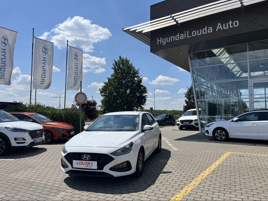 HYUNDAI I30 Comfort 1.5  81 kW manuál_1