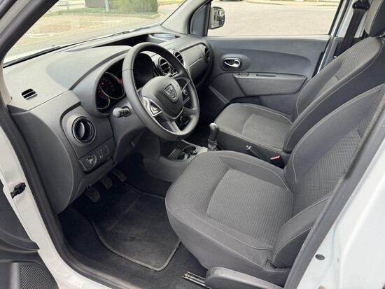 DACIA DOKKER 1.6 SCe 75 kW manuál_4