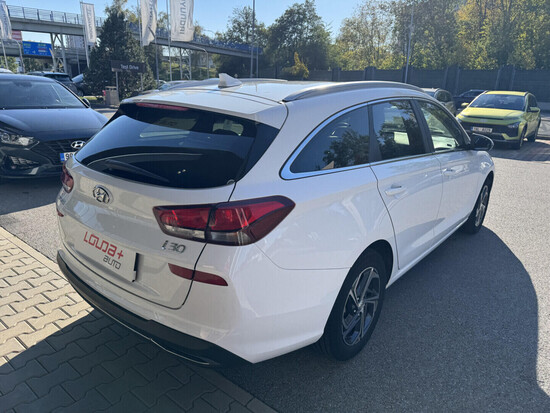 HYUNDAI I30 Smart Nav 1.5 DPi 80 kW manuál_3