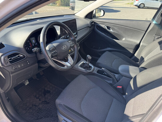 HYUNDAI I30 Smart Nav 1.5 DPi 80 kW manuál_4