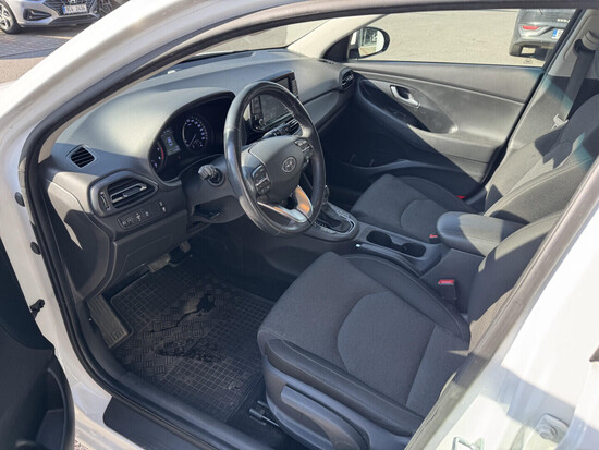 HYUNDAI I30 FASTBACK Smart  T-GDI 117 kW automat_4