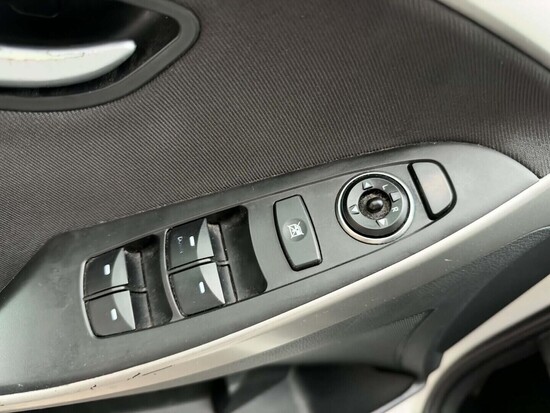 HYUNDAI I30 Style 1.6 GDI 88 kW manuál, DPH_4