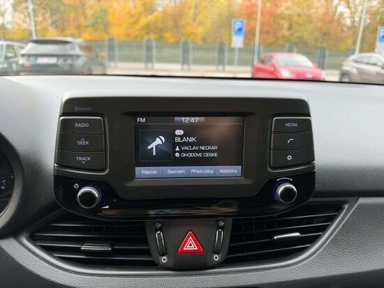 HYUNDAI I30 Style 1.6 CRDi 81 kW manuál_5