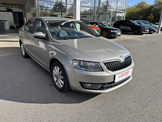 ŠKODA OCTAVIA Elegance 1.8 TSI 132 kW manuál_1
