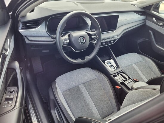 ŠKODA OCTAVIA Selection 2.0 TDI 110 kW automat, DPH_3
