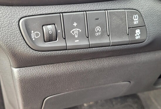 HYUNDAI I30 START 1.0 TSI 74 kW manuál, DPH_5