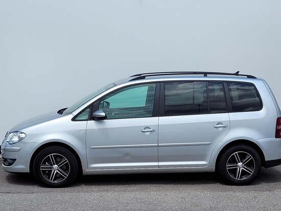 VOLKSWAGEN TOURAN Highline 1.4 TSI 103 kW manuál_2