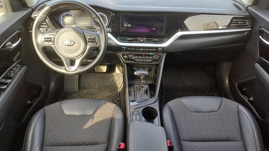 KIA NIRO Exclusive 1.6  77 kW automat_4