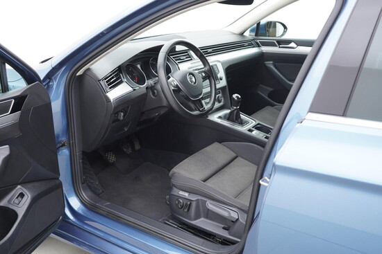 VOLKSWAGEN PASSAT VARIANT Business 1.6 TDI 88 kW manuál_4