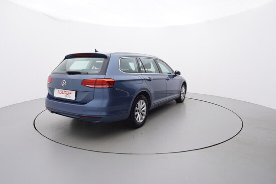 VOLKSWAGEN PASSAT VARIANT Comfortline 2.0 TDI 110 kW automat, DPH_3