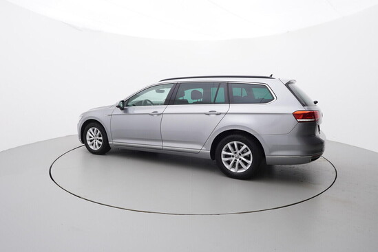 VOLKSWAGEN PASSAT VARIANT  2.0 TDI 140 kW automat_2