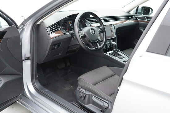 VOLKSWAGEN PASSAT VARIANT  2.0 TDI 140 kW automat_4